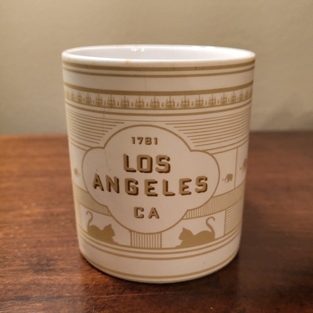 Peets Coffee Los Angeles LA California Insiders Coffee Mug 12oz Cats Elephants